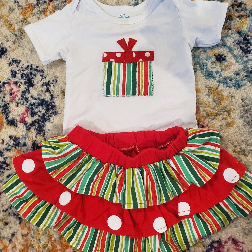 Baby girl Christmas outfit - size 18 months